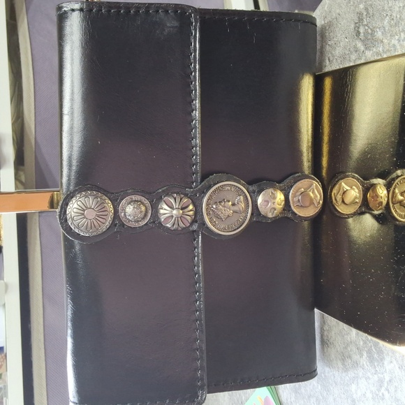 Patricia Nash Handbags - Patricia Nash wallet